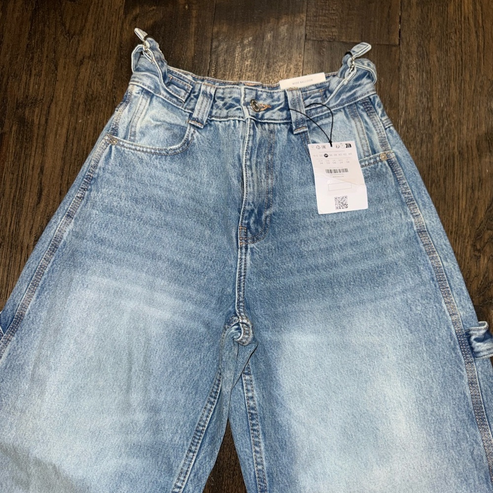 Bershka Light Blue Wide Balloon Women’s Jeans - Picture 2 of 12